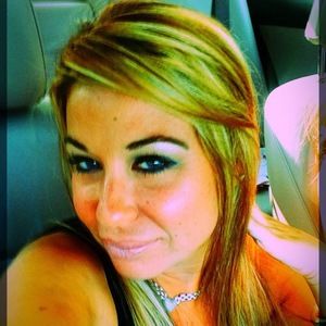 Meet your Posher, Tiffani